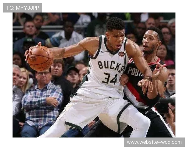 布里安娜·斯图尔特2018赛季场均21.8分8.4篮板获MVP